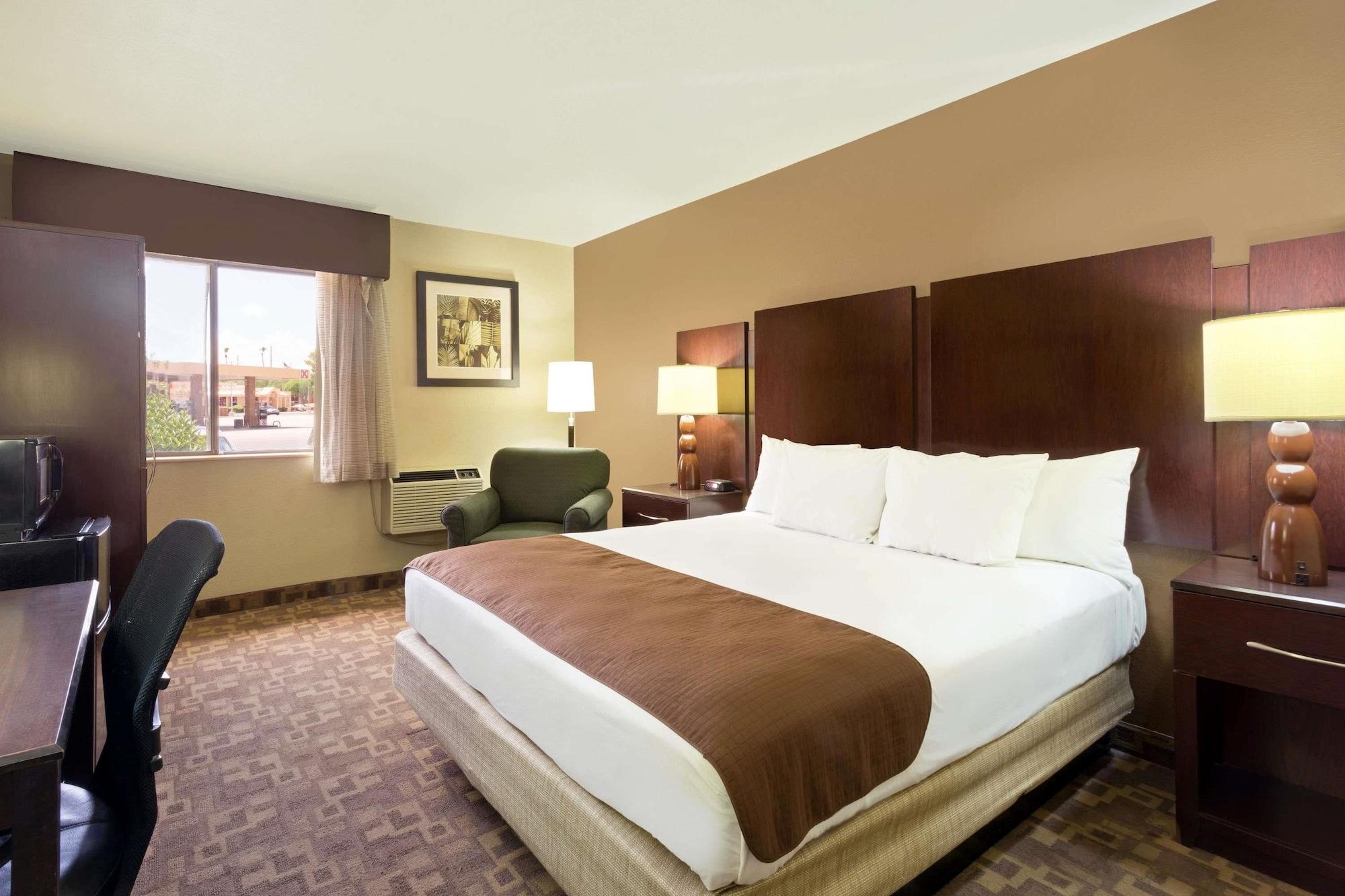 Super 8 By Wyndham Chandler Phoenix Esterno foto